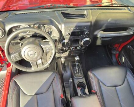 Червоний Джип Wrangler, об'ємом двигуна 3.6 л та пробігом 40 тис. км за 28000 $, фото 26 на Automoto.ua