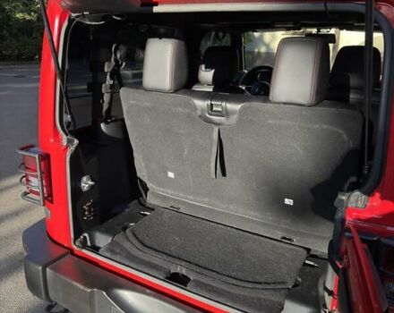 Червоний Джип Wrangler, об'ємом двигуна 3.6 л та пробігом 40 тис. км за 28000 $, фото 32 на Automoto.ua