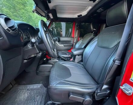 Джип Wrangler 2018 у Одесі на Automoto.ua Червоний Джип Wrangler, об'ємом двигуна 3.6 л та пробігом 43 тис. км за 27400 $, фото 8 на Automoto.ua