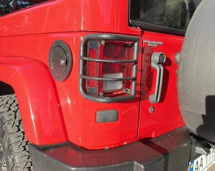 Червоний Джип Wrangler, об'ємом двигуна 3.6 л та пробігом 40 тис. км за 28000 $, фото 2 на Automoto.ua