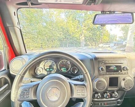 Червоний Джип Wrangler, об'ємом двигуна 3.6 л та пробігом 40 тис. км за 28000 $, фото 22 на Automoto.ua