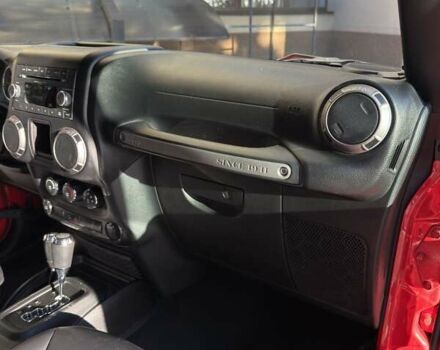 Червоний Джип Wrangler, об'ємом двигуна 3.6 л та пробігом 40 тис. км за 28000 $, фото 28 на Automoto.ua