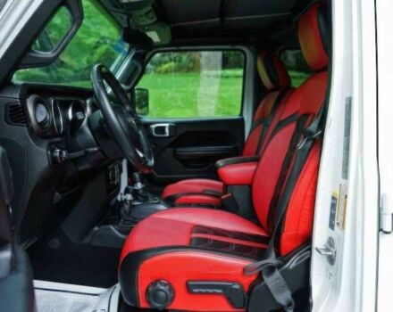 Красный Джип Вранглер, объемом двигателя 2 л и пробегом 57 тыс. км за 11000 $, фото 9 на Automoto.ua