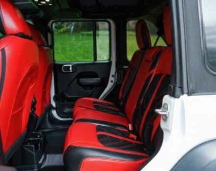 Красный Джип Вранглер, объемом двигателя 2 л и пробегом 57 тыс. км за 11000 $, фото 10 на Automoto.ua