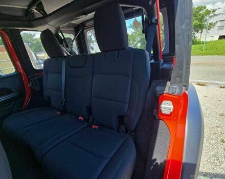 Красный Джип Вранглер, объемом двигателя 0 л и пробегом 34 тыс. км за 28000 $, фото 8 на Automoto.ua