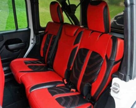 Красный Джип Вранглер, объемом двигателя 2 л и пробегом 57 тыс. км за 11000 $, фото 7 на Automoto.ua