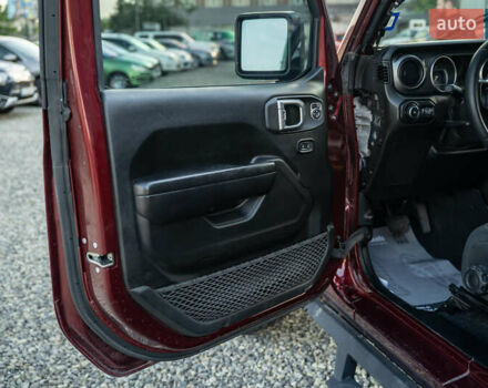 Червоний Джип Wrangler, об'ємом двигуна 3.6 л та пробігом 62 тис. км за 35800 $, фото 35 на Automoto.ua