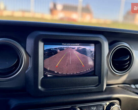 Красный Джип Вранглер, объемом двигателя 2 л и пробегом 72 тыс. км за 36000 $, фото 38 на Automoto.ua