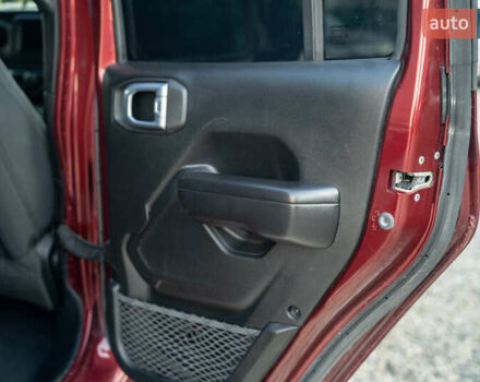 Червоний Джип Wrangler, об'ємом двигуна 3.6 л та пробігом 62 тис. км за 35800 $, фото 38 на Automoto.ua