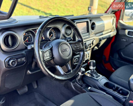 Красный Джип Вранглер, объемом двигателя 2 л и пробегом 72 тыс. км за 36000 $, фото 22 на Automoto.ua