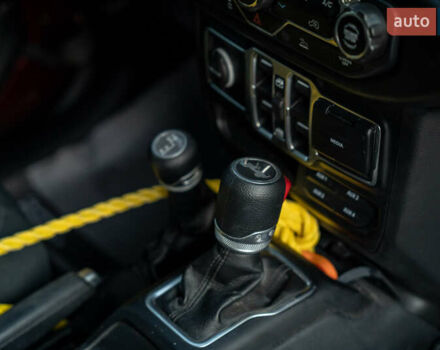 Червоний Джип Wrangler, об'ємом двигуна 3.6 л та пробігом 62 тис. км за 35800 $, фото 23 на Automoto.ua