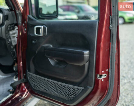 Червоний Джип Wrangler, об'ємом двигуна 3.6 л та пробігом 62 тис. км за 35800 $, фото 36 на Automoto.ua