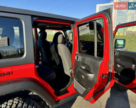 Красный Джип Вранглер, объемом двигателя 2 л и пробегом 72 тыс. км за 36000 $, фото 26 на Automoto.ua