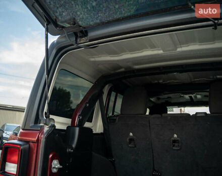 Червоний Джип Wrangler, об'ємом двигуна 3.6 л та пробігом 62 тис. км за 35800 $, фото 31 на Automoto.ua