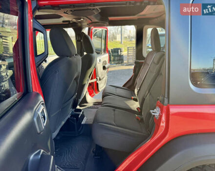 Красный Джип Вранглер, объемом двигателя 2 л и пробегом 72 тыс. км за 36000 $, фото 28 на Automoto.ua