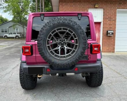 Джип Вранглер 2024 в Ужгороде на Automoto.ua Красный Джип Вранглер, объемом двигателя 6.4 л и пробегом 30 тыс. км за 21000 $, фото 5 на Automoto.ua