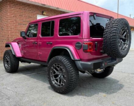 Джип Вранглер 2024 в Ужгороде на Automoto.ua Красный Джип Вранглер, объемом двигателя 6.4 л и пробегом 30 тыс. км за 21000 $, фото 4 на Automoto.ua