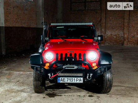 Джип Wrangler 2018 у Коломые на Automoto.ua Червоний Джип Wrangler, об'ємом двигуна 3.6 л та пробігом 64 тис. км за 37000 $, фото 1 на Automoto.ua