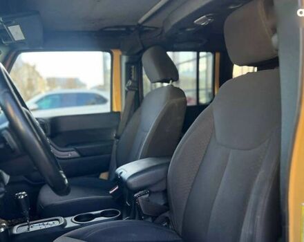 Джип Wrangler, об'ємом двигуна 3.6 л та пробігом 150 тис. км за 26000 $, фото 12 на Automoto.ua