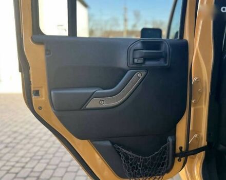 Джип Wrangler, об'ємом двигуна 3.6 л та пробігом 150 тис. км за 26000 $, фото 22 на Automoto.ua