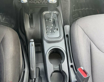 Джип Вранглер, объемом двигателя 3.6 л и пробегом 170 тыс. км за 26000 $, фото 18 на Automoto.ua