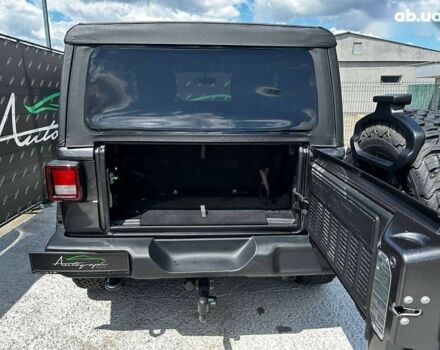 Джип Wrangler, об'ємом двигуна 3.6 л та пробігом 55 тис. км за 28999 $, фото 17 на Automoto.ua