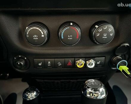 Джип Вранглер, объемом двигателя 3.6 л и пробегом 54 тыс. км за 35500 $, фото 26 на Automoto.ua