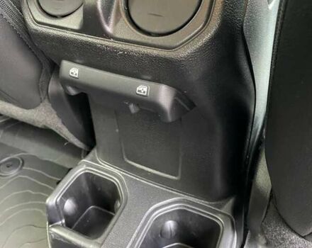 Джип Вранглер, объемом двигателя 2.99 л и пробегом 58 тыс. км за 49000 $, фото 11 на Automoto.ua