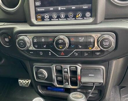 Джип Вранглер, объемом двигателя 2.99 л и пробегом 58 тыс. км за 49000 $, фото 3 на Automoto.ua