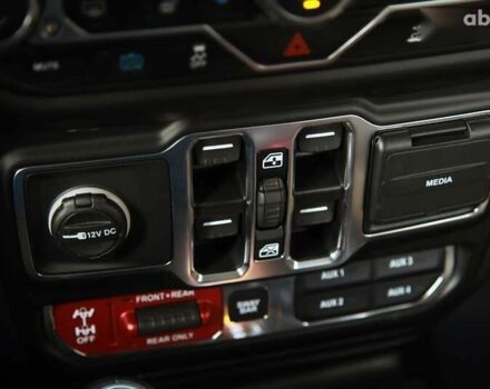 Джип Вранглер, объемом двигателя 0 л и пробегом 26 тыс. км за 52500 $, фото 17 на Automoto.ua