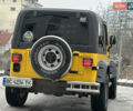 Жовтий Джип Wrangler, об'ємом двигуна 2.47 л та пробігом 130 тис. км за 8000 $, фото 2 на Automoto.ua