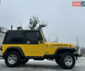Жовтий Джип Wrangler, об'ємом двигуна 2.47 л та пробігом 130 тис. км за 8000 $, фото 5 на Automoto.ua
