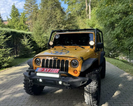 Желтый Джип Вранглер, объемом двигателя 3.6 л и пробегом 170 тыс. км за 23000 $, фото 15 на Automoto.ua