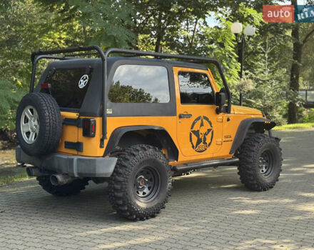 Желтый Джип Вранглер, объемом двигателя 3.6 л и пробегом 170 тыс. км за 23000 $, фото 9 на Automoto.ua