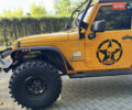 Желтый Джип Вранглер, объемом двигателя 3.6 л и пробегом 170 тыс. км за 23000 $, фото 5 на Automoto.ua