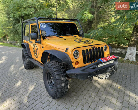Желтый Джип Вранглер, объемом двигателя 3.6 л и пробегом 170 тыс. км за 23000 $, фото 12 на Automoto.ua