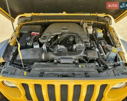 Жовтий Джип Wrangler, об'ємом двигуна 3.6 л та пробігом 62 тис. км за 20500 $, фото 18 на Automoto.ua