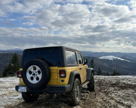 Жовтий Джип Wrangler, об'ємом двигуна 3.6 л та пробігом 132 тис. км за 29800 $, фото 1 на Automoto.ua