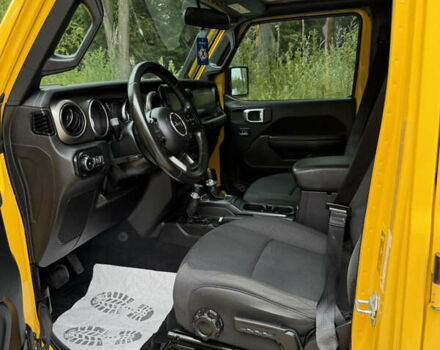 Жовтий Джип Wrangler, об'ємом двигуна 3.6 л та пробігом 143 тис. км за 38900 $, фото 39 на Automoto.ua