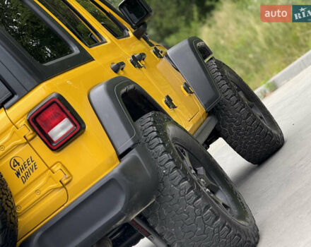Жовтий Джип Wrangler, об'ємом двигуна 3.6 л та пробігом 143 тис. км за 38900 $, фото 15 на Automoto.ua