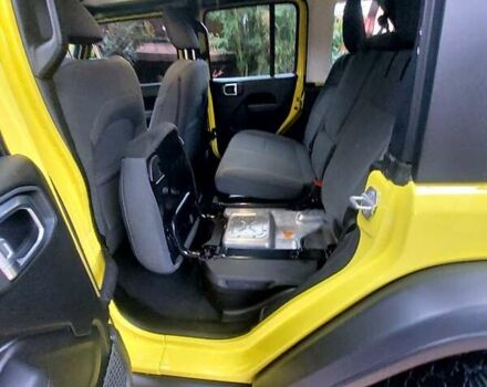 Жовтий Джип Wrangler, об'ємом двигуна 2 л та пробігом 2 тис. км за 60000 $, фото 30 на Automoto.ua