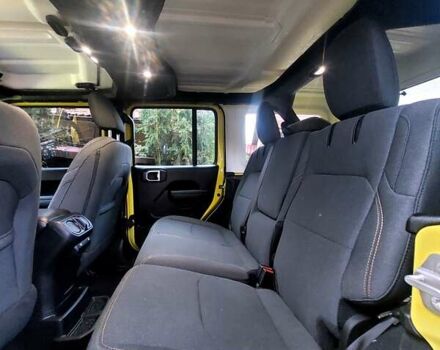 Жовтий Джип Wrangler, об'ємом двигуна 2 л та пробігом 4 тис. км за 50000 $, фото 25 на Automoto.ua