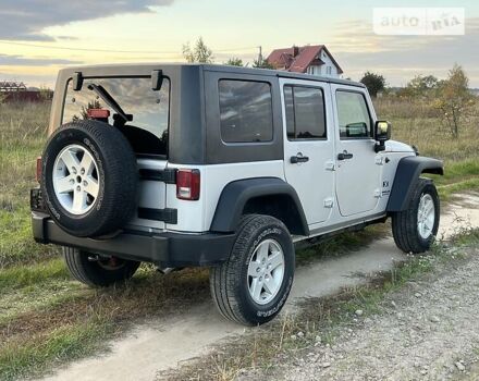 Сірий Джип Wrangler, об'ємом двигуна 3.8 л та пробігом 150 тис. км за 25800 $, фото 5 на Automoto.ua