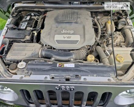 Сірий Джип Wrangler, об'ємом двигуна 3.6 л та пробігом 77 тис. км за 28100 $, фото 29 на Automoto.ua