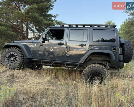 Сірий Джип Wrangler, об'ємом двигуна 3.6 л та пробігом 100 тис. км за 35000 $, фото 17 на Automoto.ua