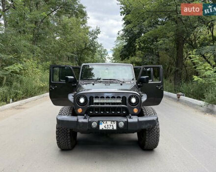 Серый Джип Вранглер, объемом двигателя 3.6 л и пробегом 129 тыс. км за 23000 $, фото 8 на Automoto.ua
