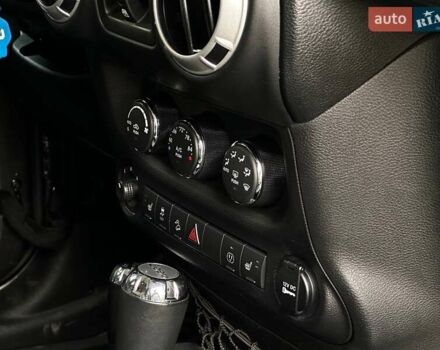 Серый Джип Вранглер, объемом двигателя 3.6 л и пробегом 156 тыс. км за 27700 $, фото 11 на Automoto.ua