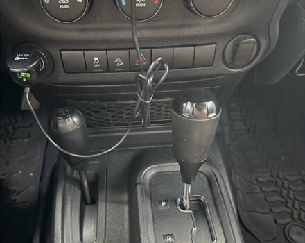 Серый Джип Вранглер, объемом двигателя 3.6 л и пробегом 79 тыс. км за 25000 $, фото 13 на Automoto.ua