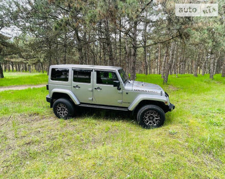 Сірий Джип Wrangler, об'ємом двигуна 3.6 л та пробігом 65 тис. км за 39000 $, фото 12 на Automoto.ua