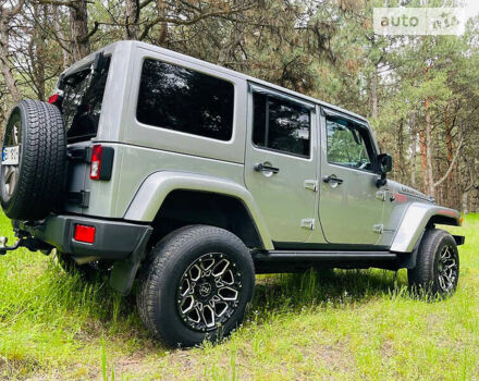 Сірий Джип Wrangler, об'ємом двигуна 3.6 л та пробігом 65 тис. км за 39000 $, фото 21 на Automoto.ua